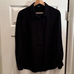 Women's Black Uniqlo Rayon Blouse - L